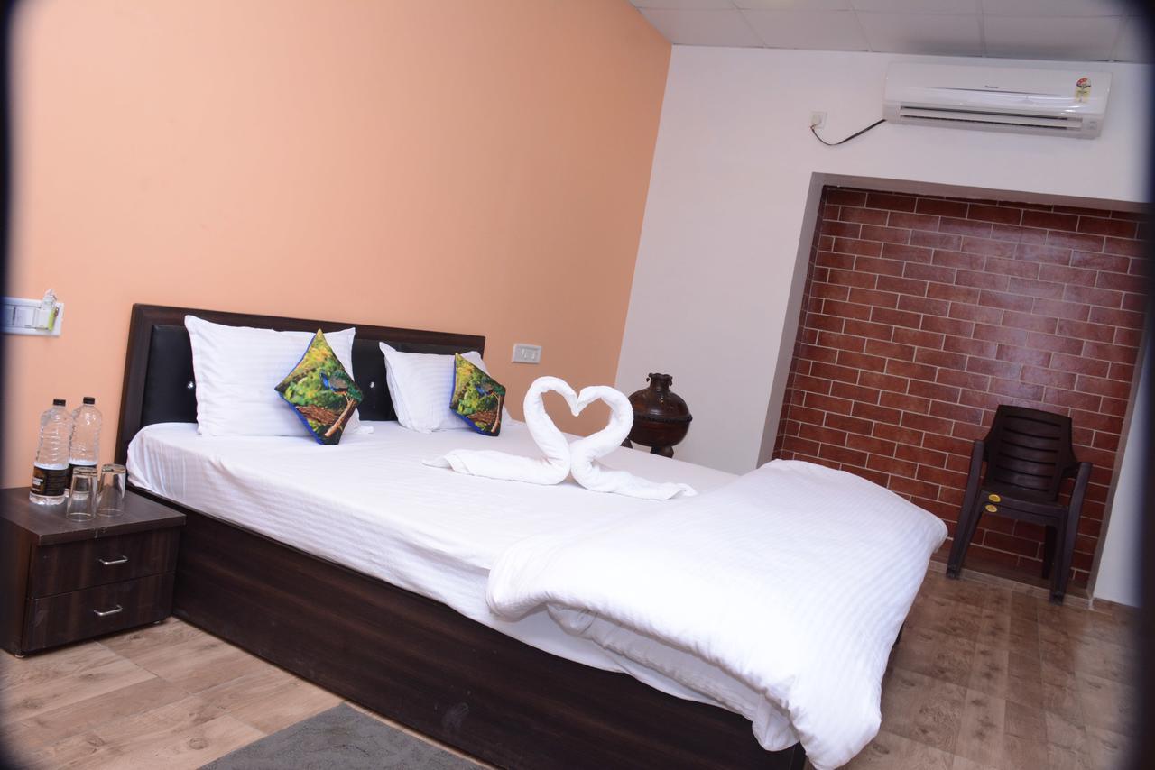 Wild Wadi Cottages Malanka Номер фото